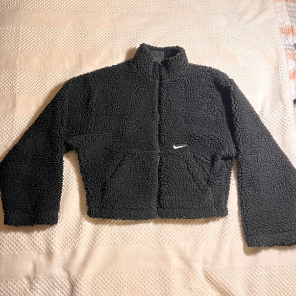 Nike Monogram Cropped Fleece Jacket - Picture 2 of 9
